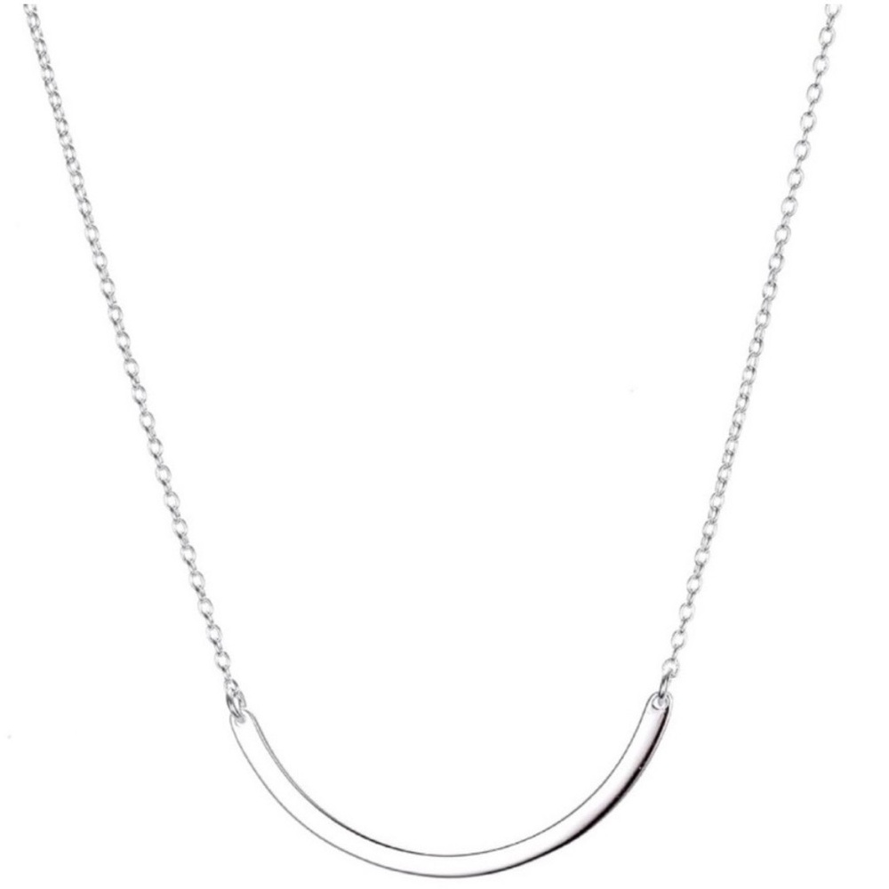 💞 New Elegant Silver Curved Bar Necklace